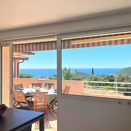 Βίλα Surella Di Fautea